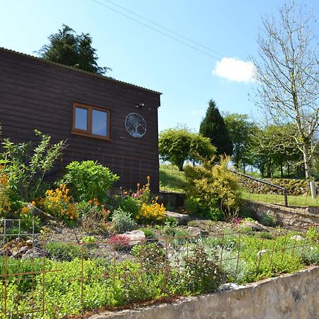 The Warren Lodge Cabin At Ashes Farm, Near Settle Eksteriør bilde