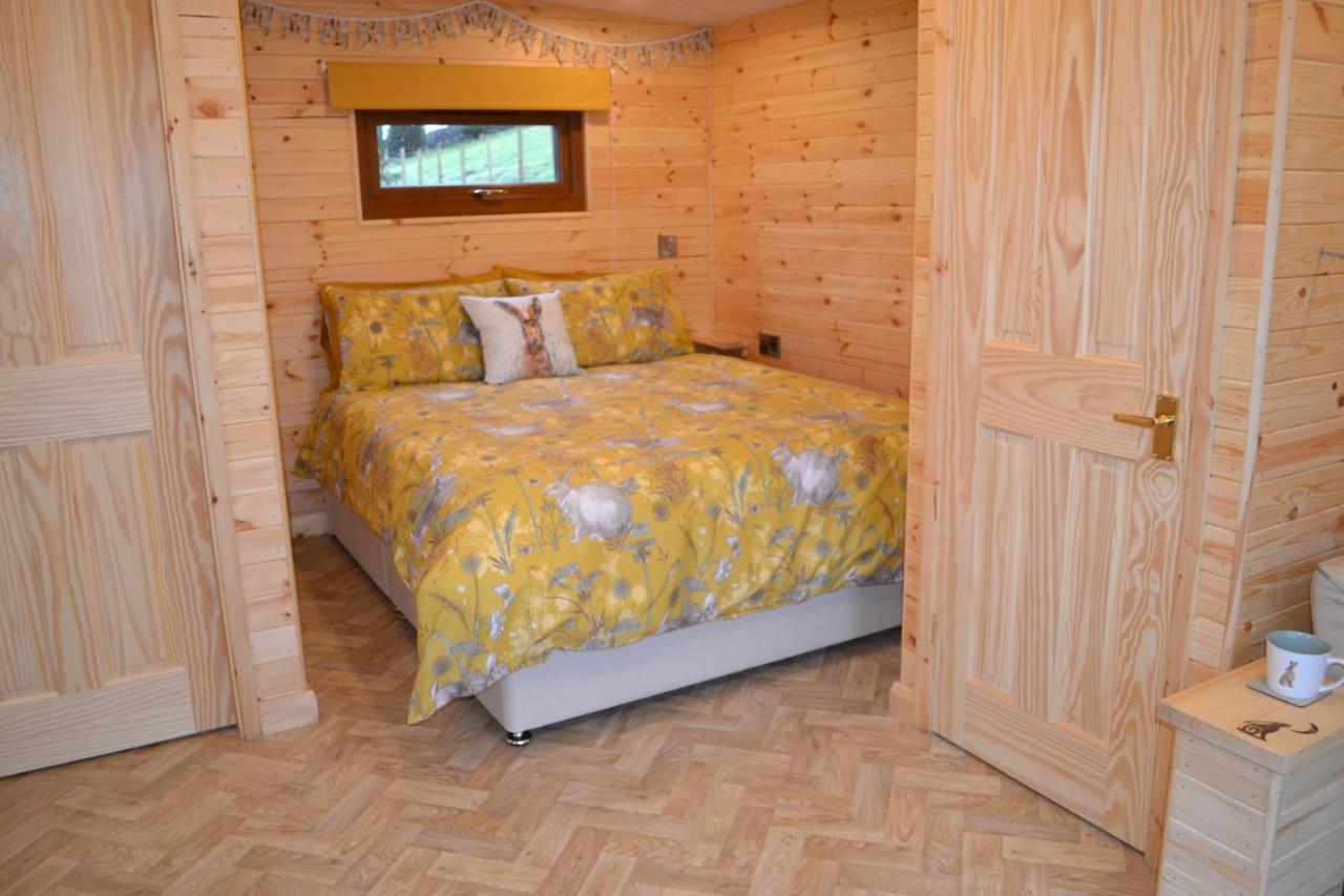 The Warren Lodge Cabin At Ashes Farm, Near Settle Eksteriør bilde
