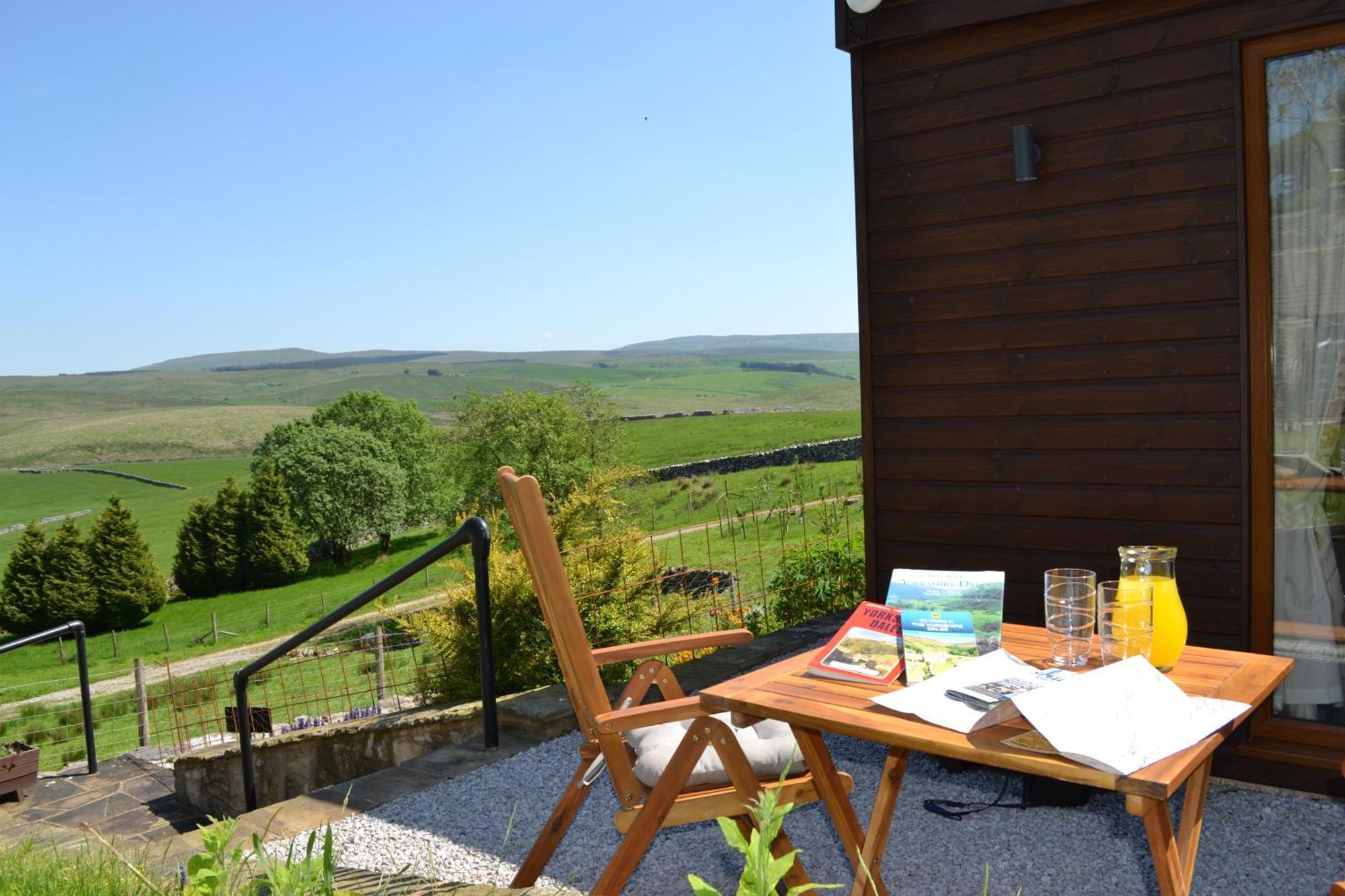 The Warren Lodge Cabin At Ashes Farm, Near Settle Eksteriør bilde