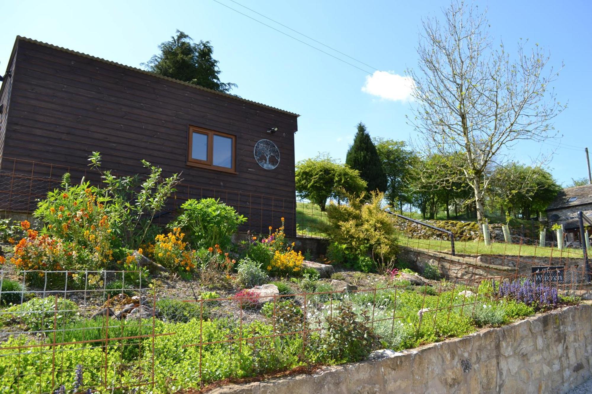 The Warren Lodge Cabin At Ashes Farm, Near Settle Eksteriør bilde